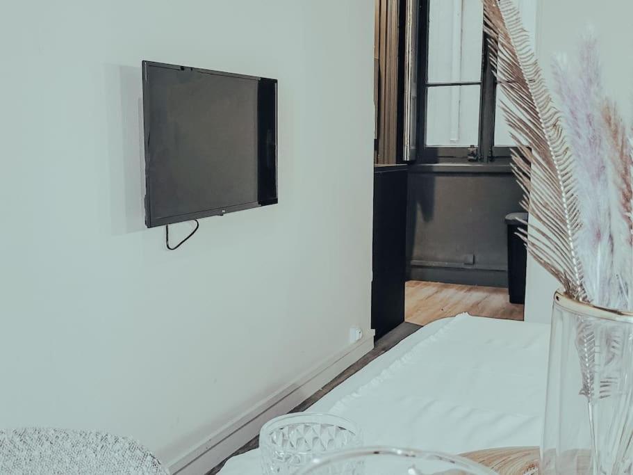Suite Opium Lyon Exterior photo