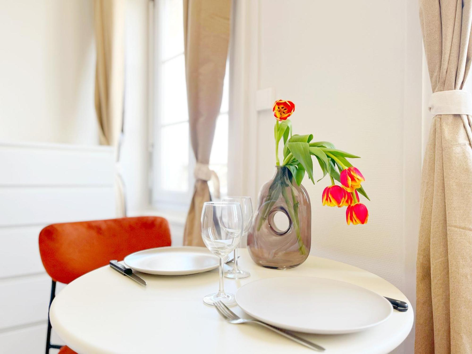 Suite Opium Lyon Exterior photo
